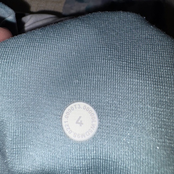 Lululemon | Align Pant 28" | Size 4 - Picture 5 of 7